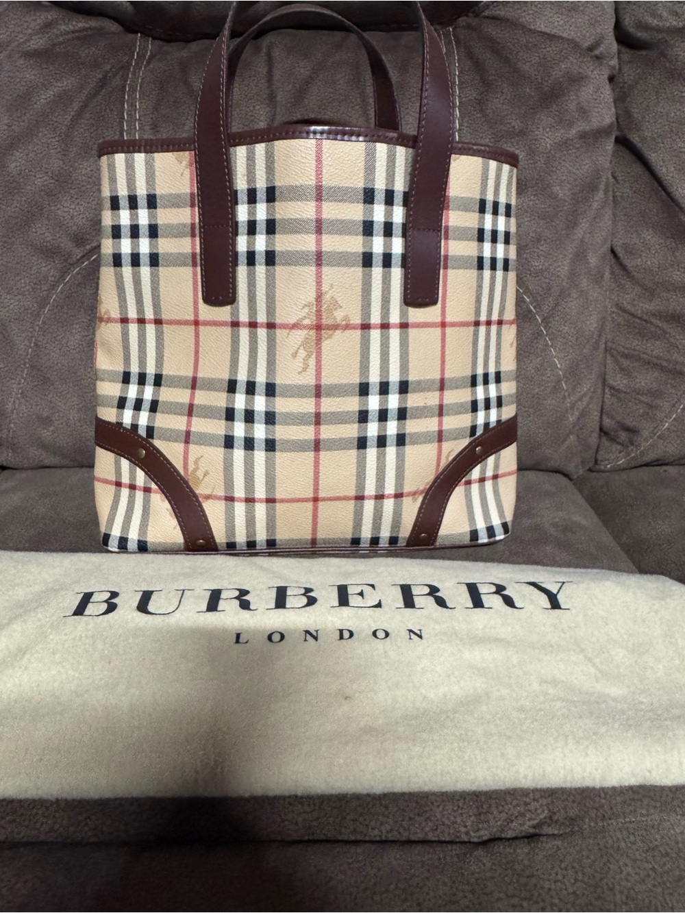 Burberry tote bag